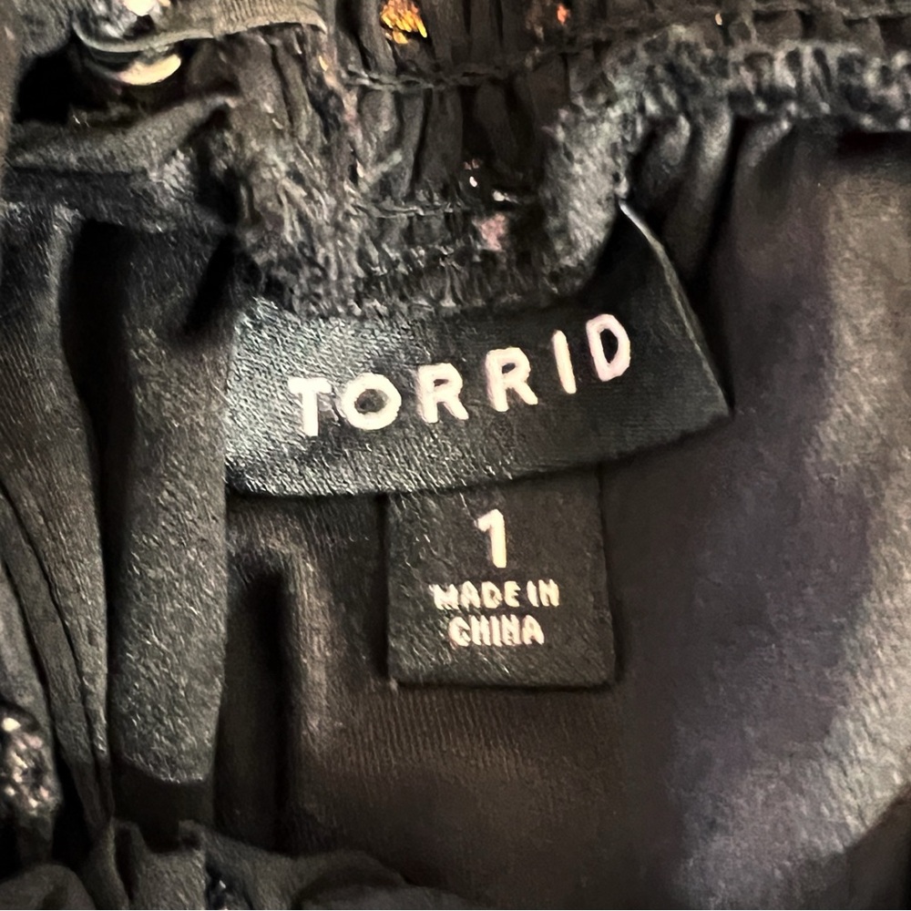 Torrid Mini Clip Dot Blouson Sleeve Dress Size 1X Women Plus Size Black Metallic - Picture 9 of 12